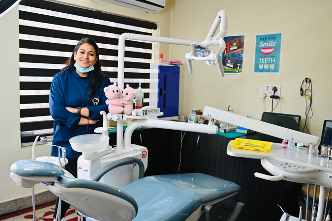 dr-keerti-chandail-tooth-villa-dental-clinic-jammu